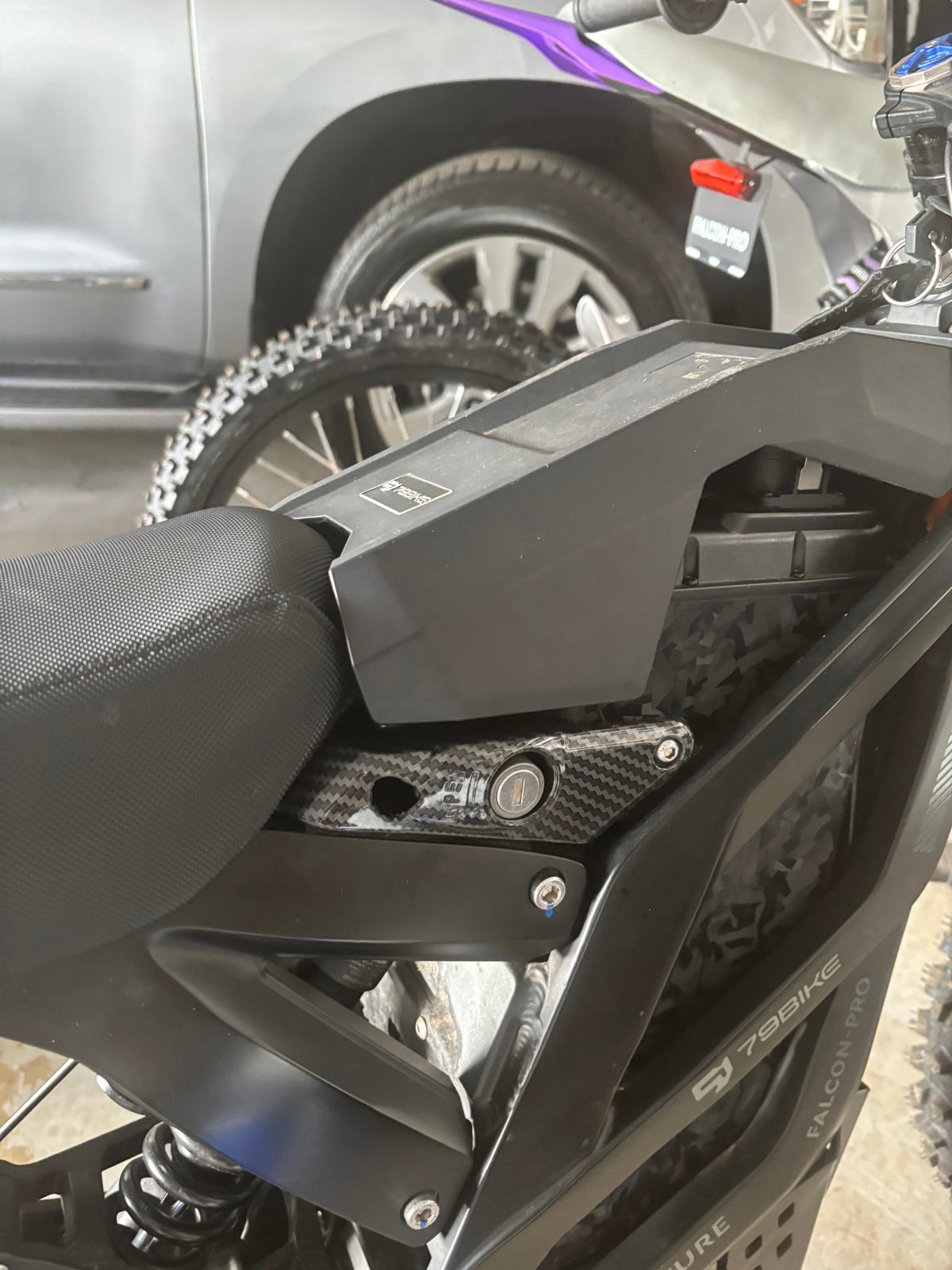 Carbon Fiber Battery Under Piece